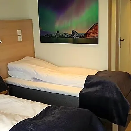 Senja Fjordhotell And Hotel Stonglandseidet