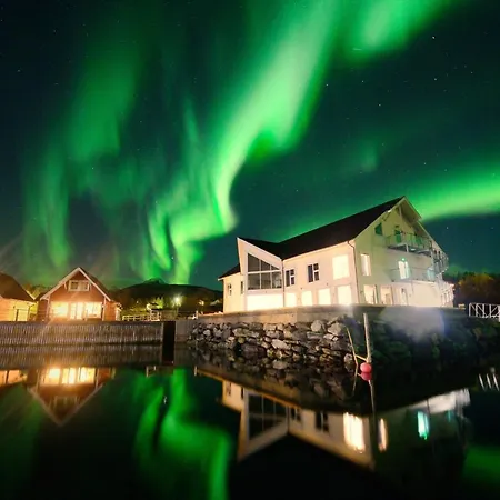 Senja Fjordhotell And Hotel