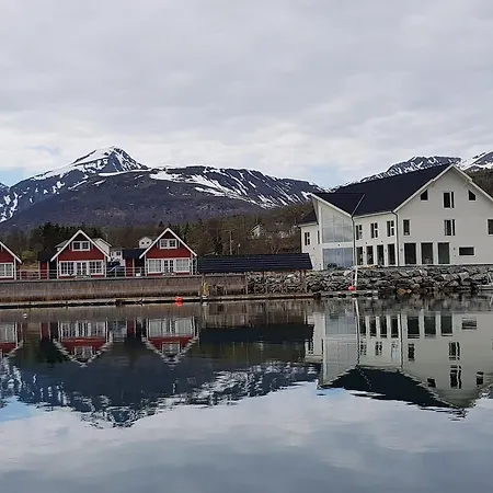 Senja Fjordhotell And Stonglandseidet
