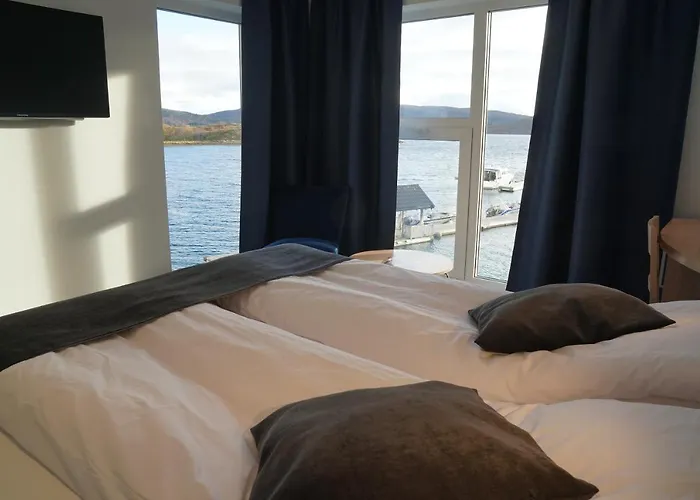 Senja Fjordhotell And Hotel Stonglandseidet